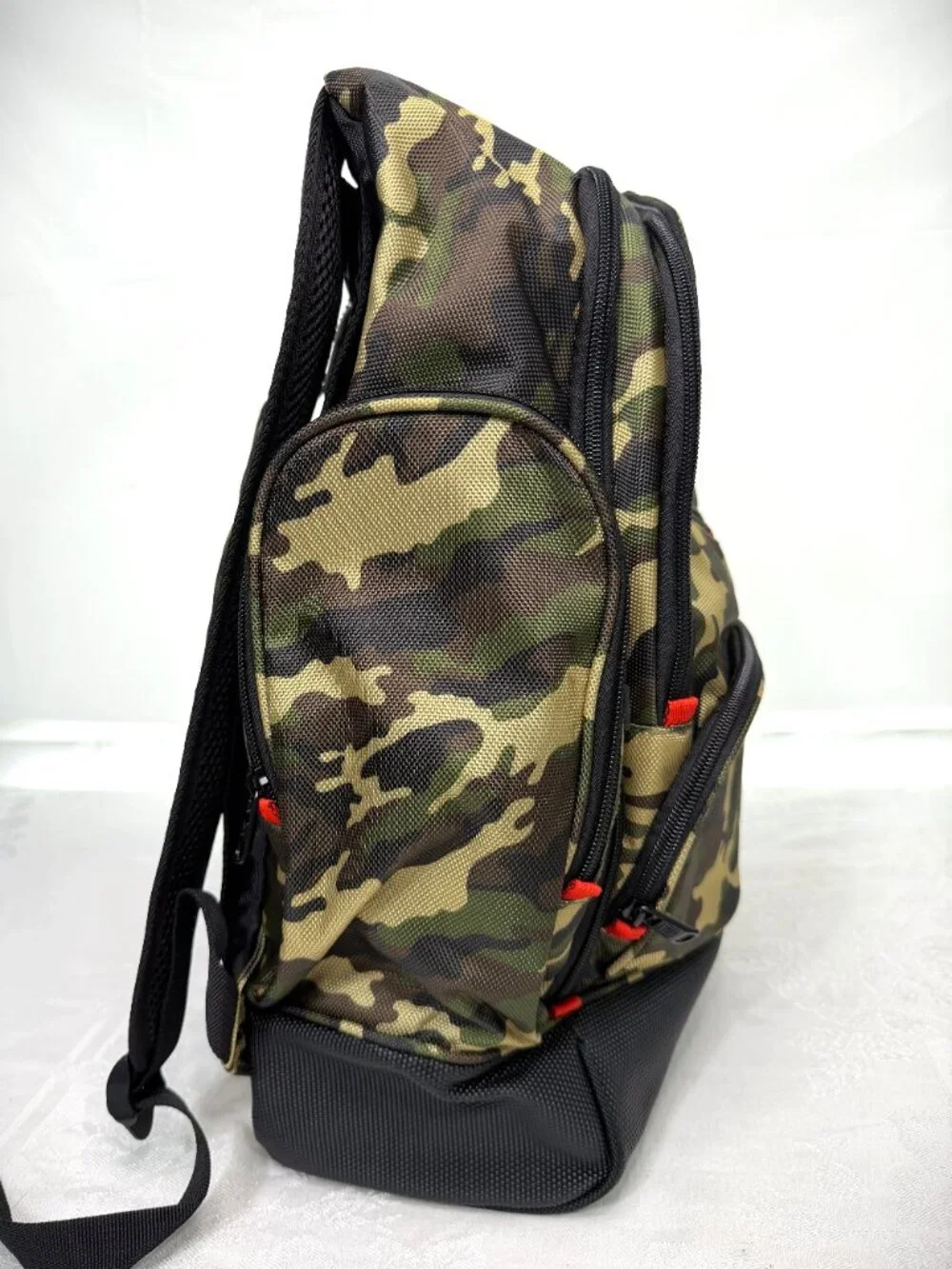 FŪL Refugee backpack woodland camouflage pattern 19.5 x 12.5 x 5.5  NWT